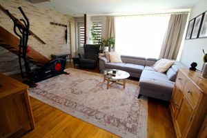 Living Room- click for photo gallery